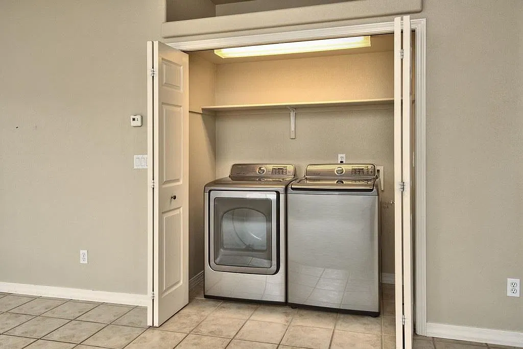 2 bed, 1140 sqft, $1,795 — Photo 4