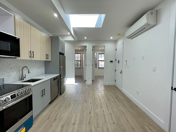 2nd image of 215 Montrose Ave Floor 2