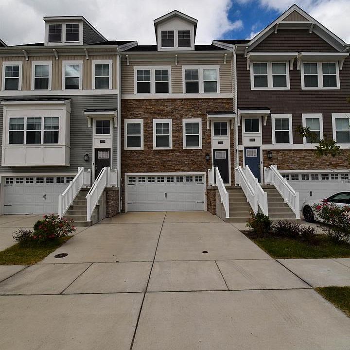 1st image of 24723 Chester Ln