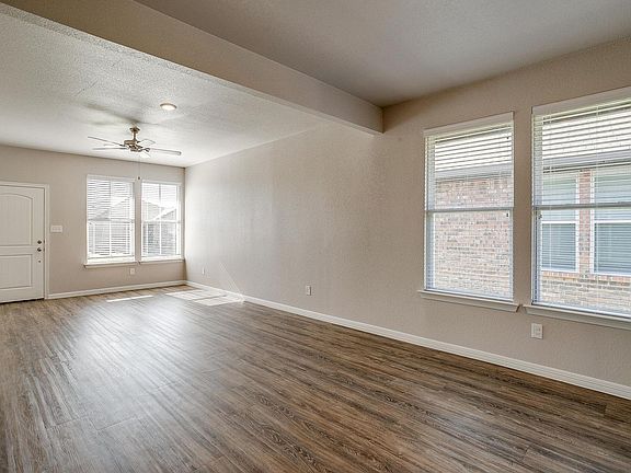 5th image of 1251 Trailside Dr