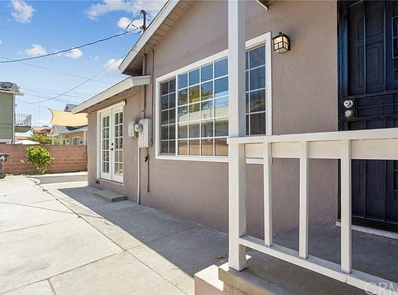 4th image of 4214 W 182nd St