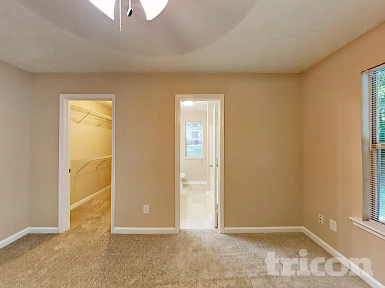 2033 Pine Cone Dr SW — Photo 9