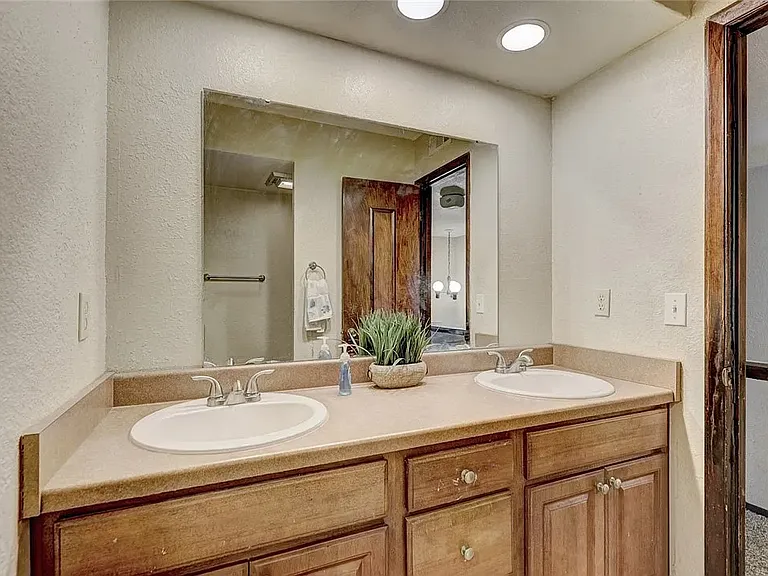 4049 NW 34th St #4049 — Photo 14