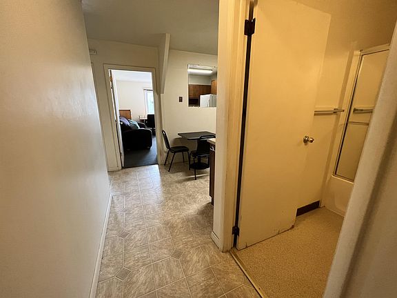 3rd image of 311 Eddy St #6