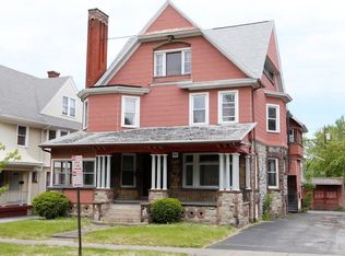 94 Augustine St, Rochester, NY 14613