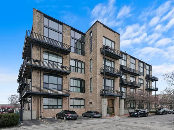 2614 N Clybourn Ave APT 411, Chicago, IL 60614