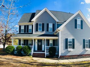 101 Knobview Ct, Holly Springs, NC 27540