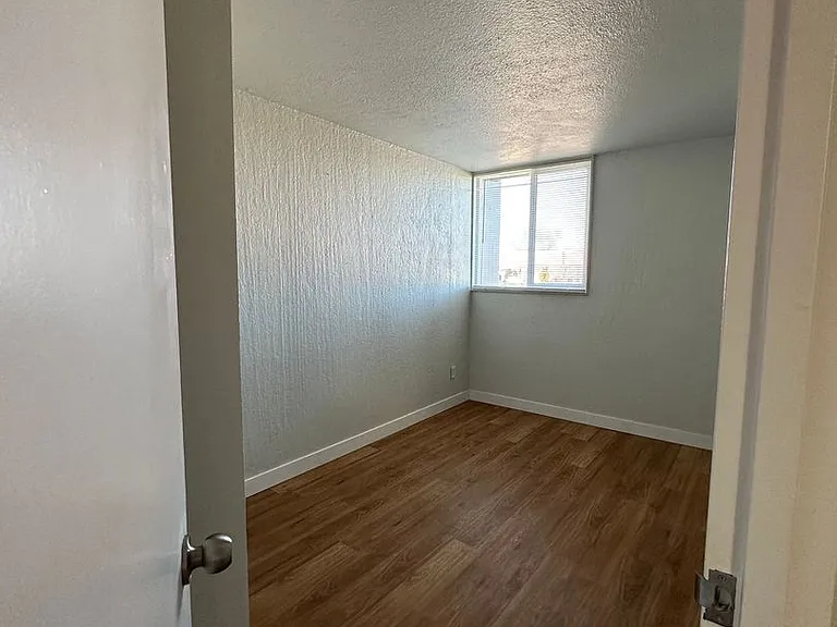 NShields636 (KC-LN-KB) — Photo 7