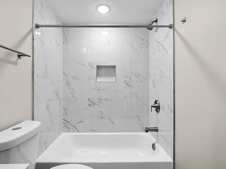 5811 Field Pl NE — Photo 25