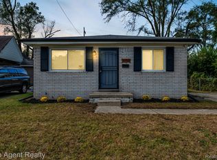 20843 Parkside Blvd, Ferndale, MI