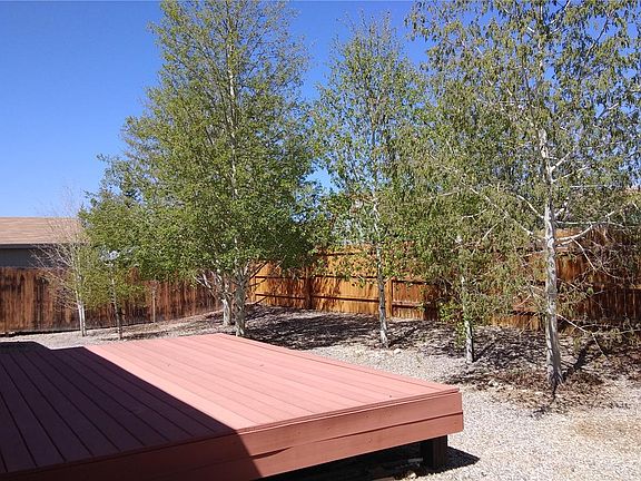 5th image of 525 E Spruce Dr