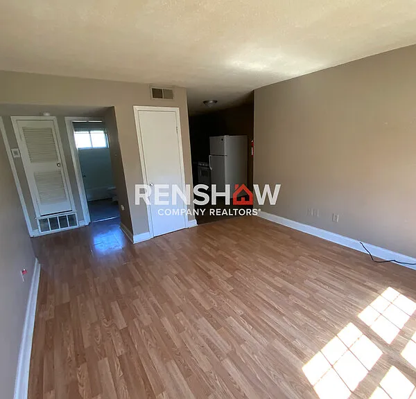 1401 Meeks St #C1 — Photo 3