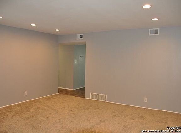 5th image of 3218 BLUEFIELD ST