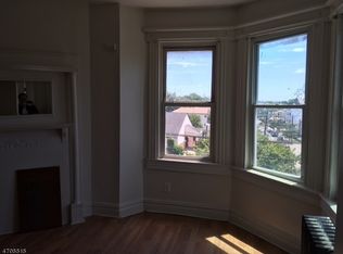 572 15th Ave, Newark, NJ 07103