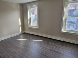 1109 E 4th St APT 3, Bethlehem, PA 18015