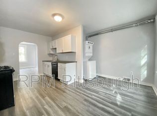 1804 Rhine St, Pittsburgh, PA 15212