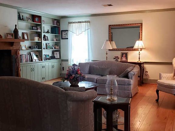 4th image of 4605 Bailey Dr