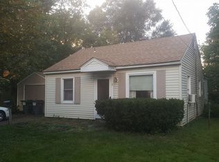 8 Stewart St, Albany, NY 12205