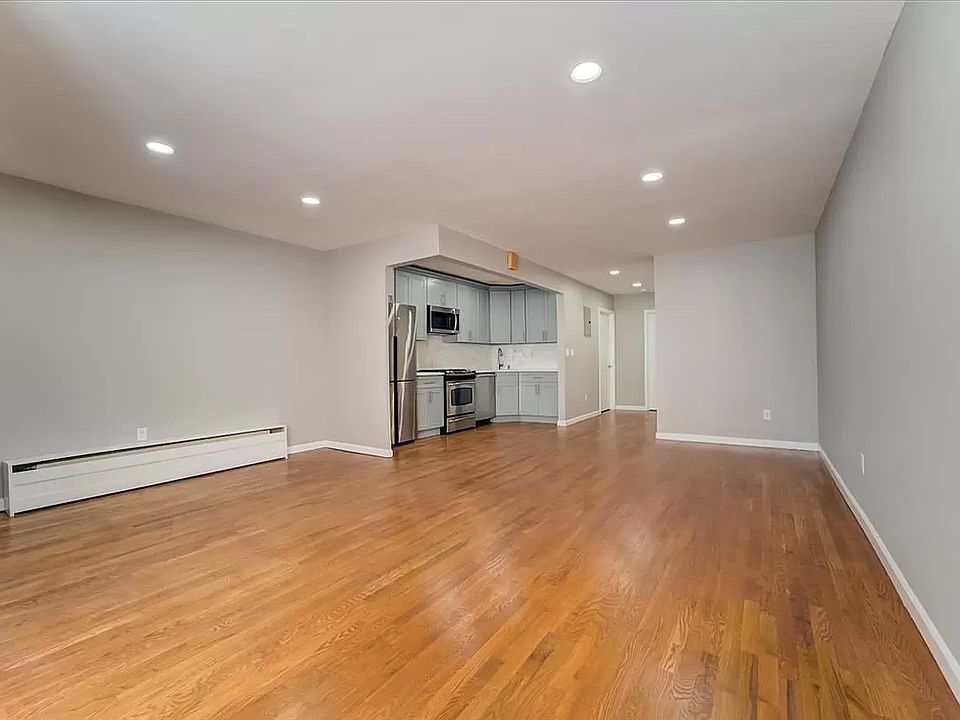 1st image of 203 Chauncey St Floor 3