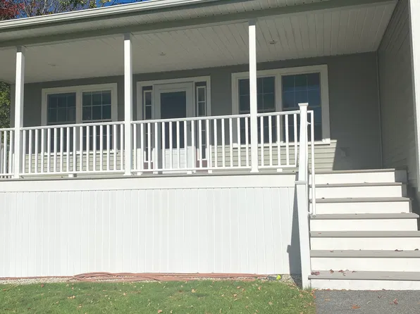10 Hadiaris Ln #102, Saco, ME 04072