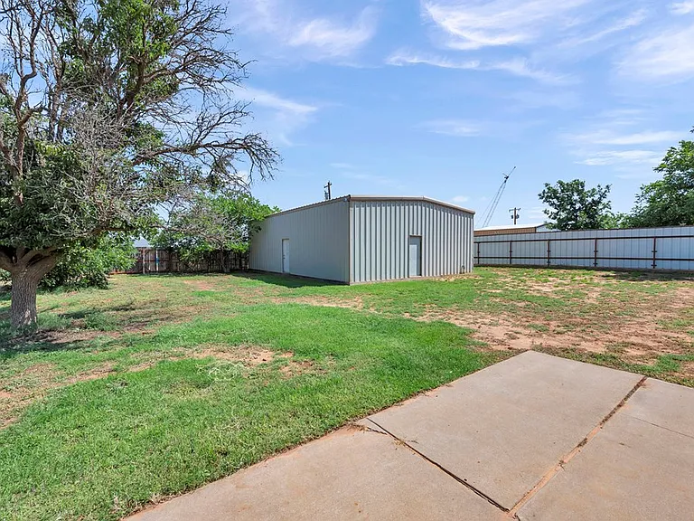 10803 E County Road 104 — Photo 19