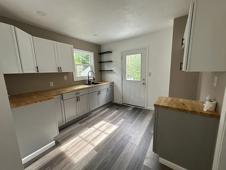 275 Goodview Ave — Photo 24