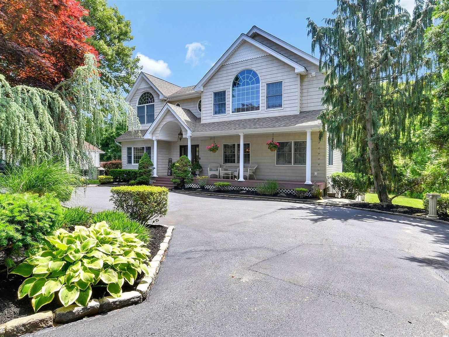 48 Fulton Boulevard, Commack, NY 11725 Zillow