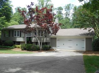 1060 15th Ave NW, Hickory, NC 28601