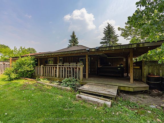 3rd image of 469 Absalom Rd
