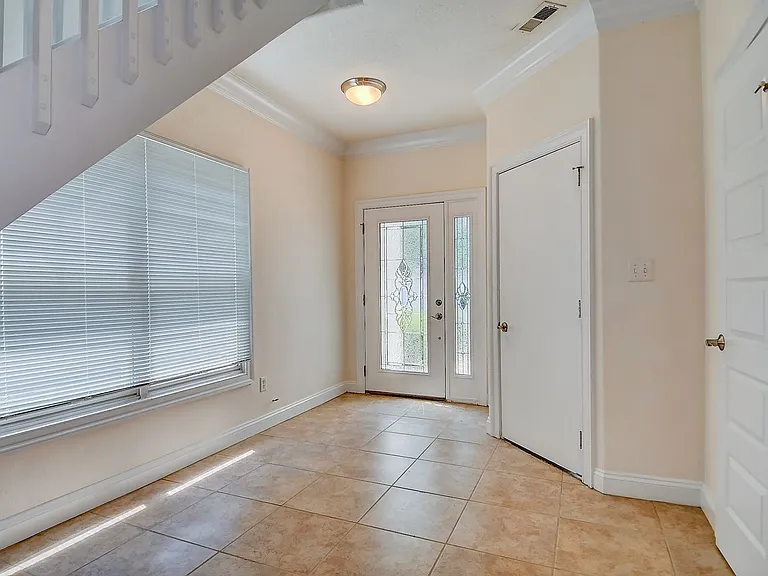 2224 W Berrie Cir — Photo 9