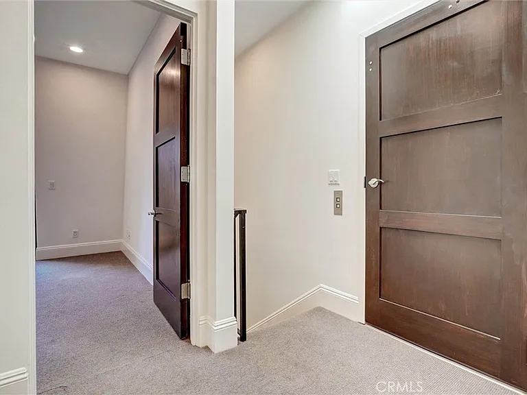 2323 S Beverly Glen Blvd #8 — Photo 18