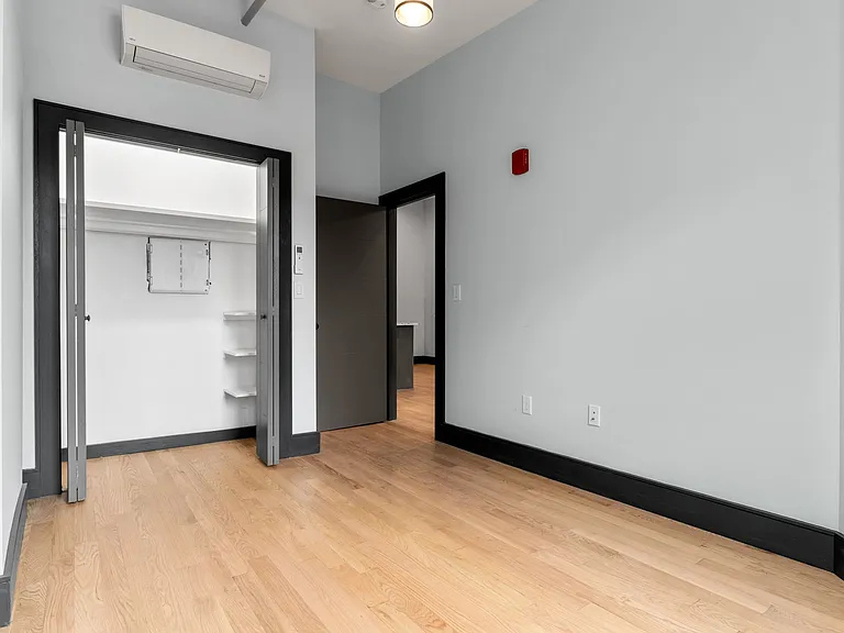6 Washington St #403 — Photo 18