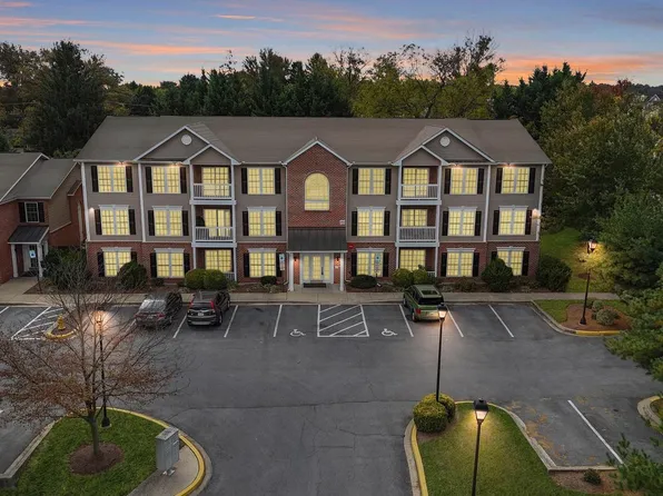 302 Baughmans Ln #302G, Frederick, MD 21702