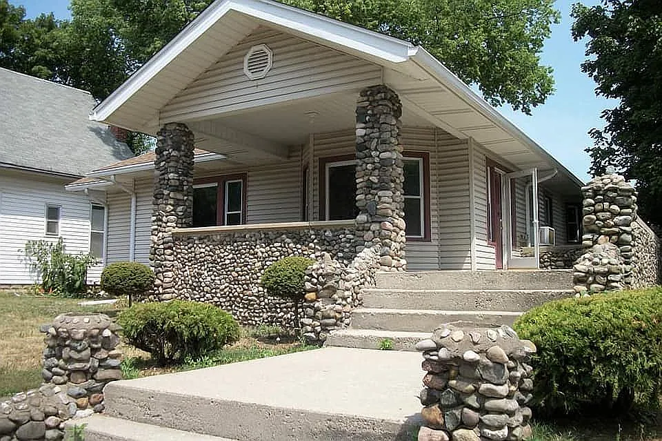 424 E Jackson St photo 1