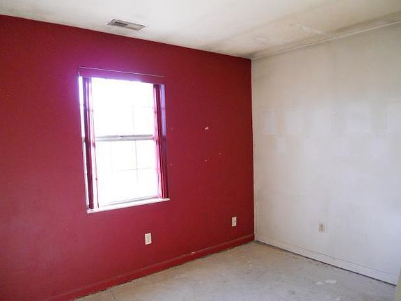 2nd image of 3501 Amberway Ct