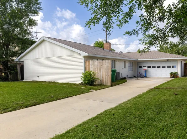 11106 Sagehill Dr, Houston, TX 77089