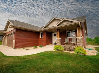 3084 Nottingham Rd S, Saint Cloud, MN 56301