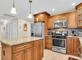 23 Roman St, Toms River, NJ 08757