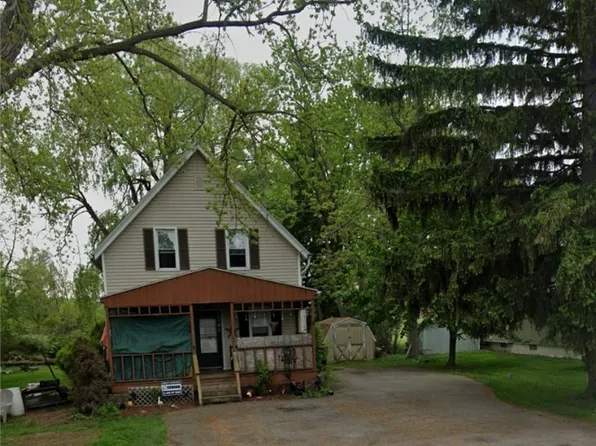 3245 Lyell Rd, Rochester, NY 14606