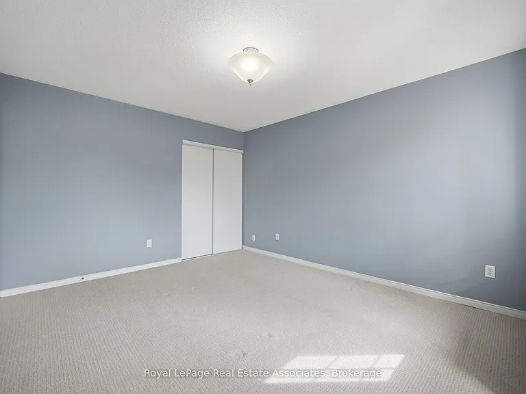 70 Echoridge Dr — Photo 33