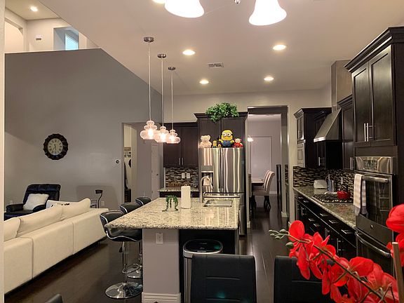 4th image of 3641 E Donato Dr