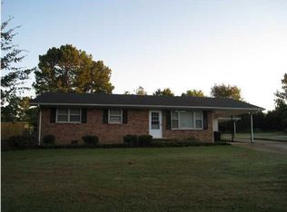 2011 Hixon Ave, Florence, AL 35630