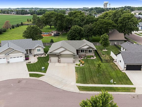 5th image of 8005 S Brande Acres Cir