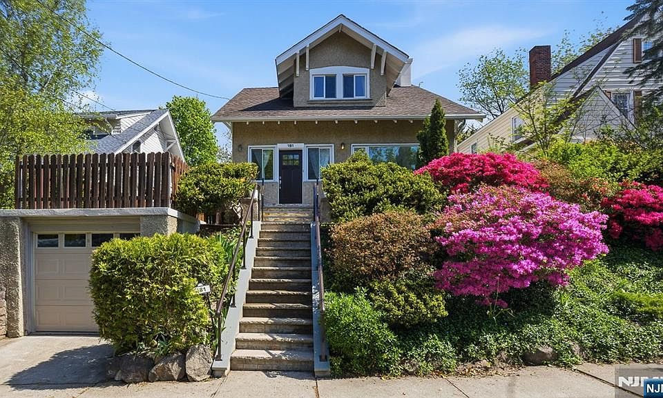 1st image of 181 Highwood Ave