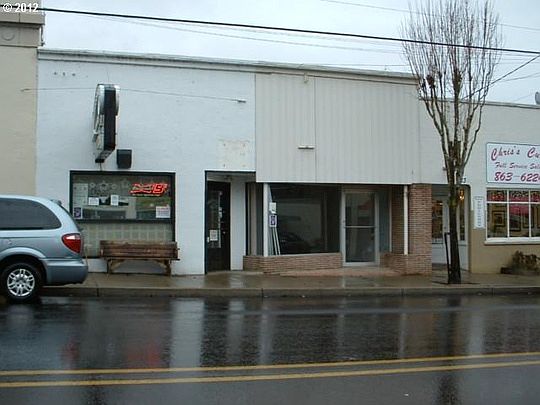 2nd image of 129 N Main St