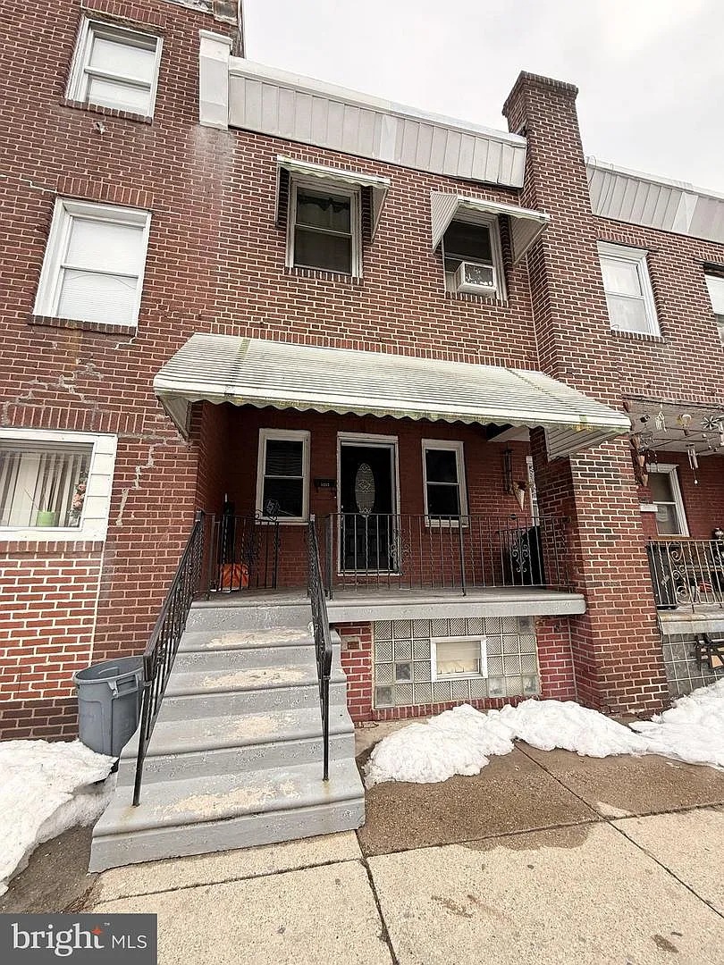 5243 Hawthorne St photo 1