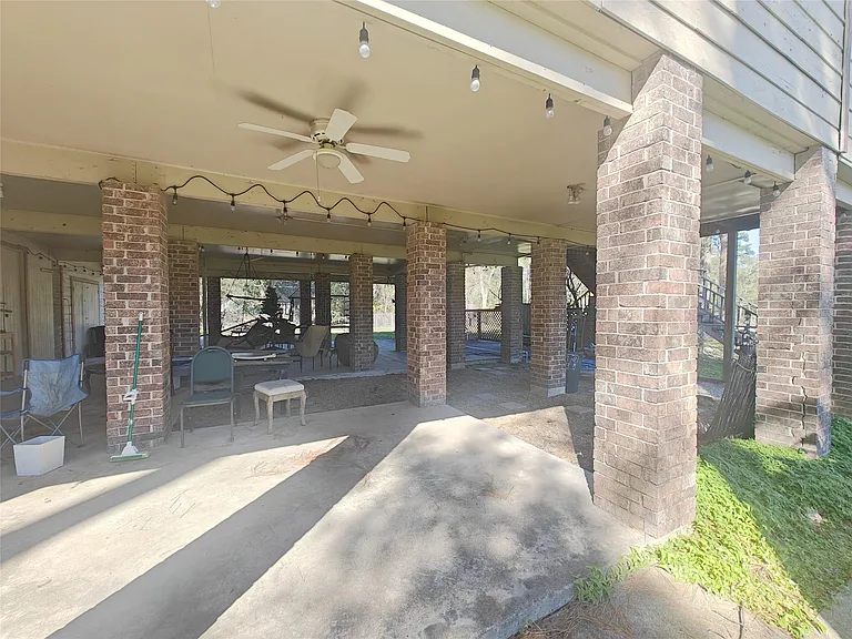 15606 Pinedell Dr — Photo 22