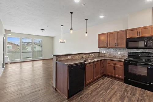 13506 E Broadway Ave Photo 1