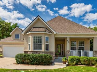 740 SW Wintergarden Dr, Lees Summit, MO 64081