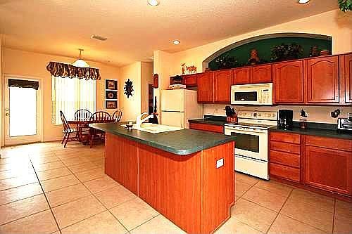 Large Kitchen with a Big Island in the Middle!